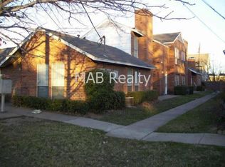 1404 Darr St APT C, Irving, TX 75061