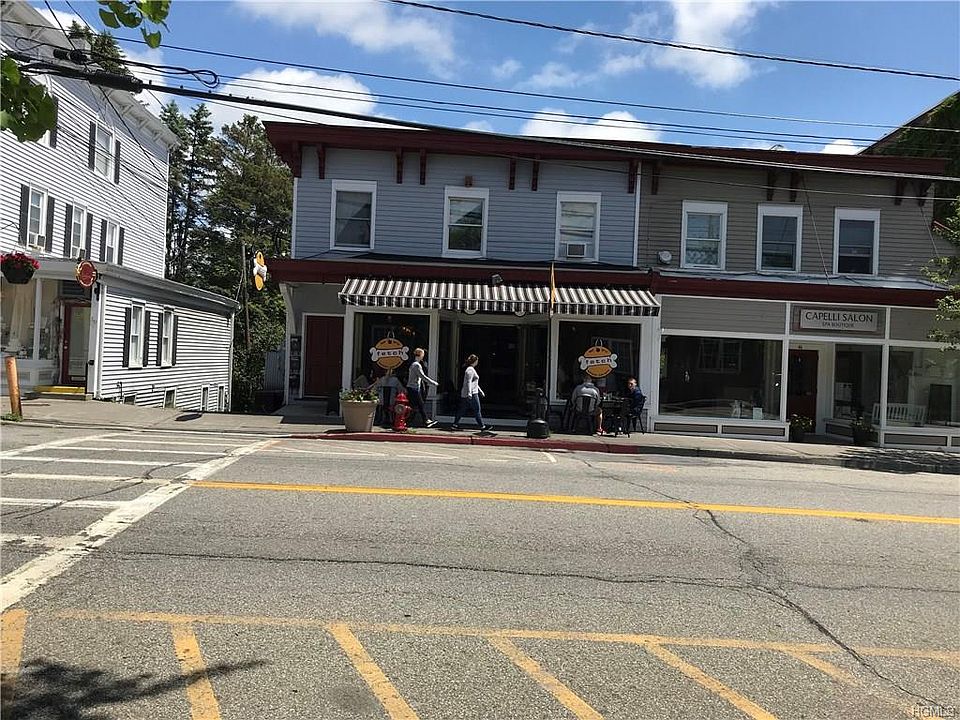 1st image of 48 Main St APT 3