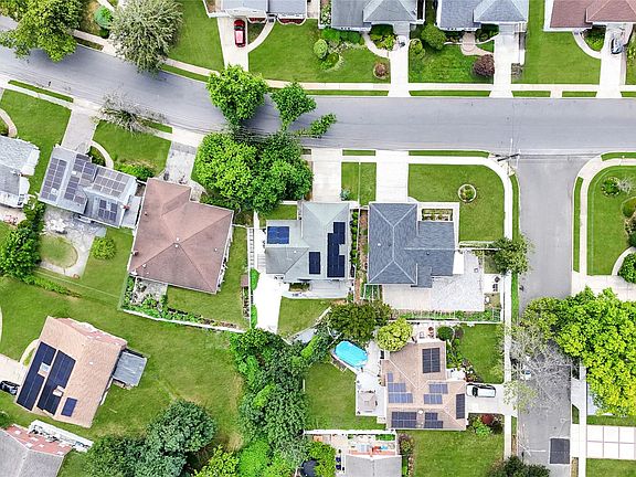 3rd image of 1091 Cramer Court