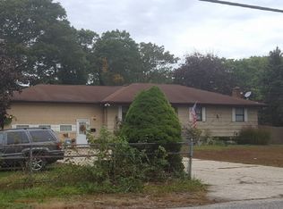 134 Madison St, Mastic, NY 11950