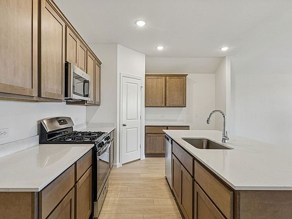 4th image of 3820 Prairie Chapel Rd