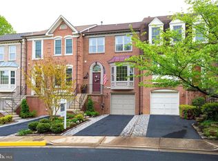 7505 Collins Meade Way, Alexandria, VA 22315