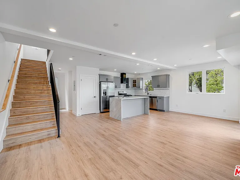 1433 S Crescent Heights Blvd — Photo 4