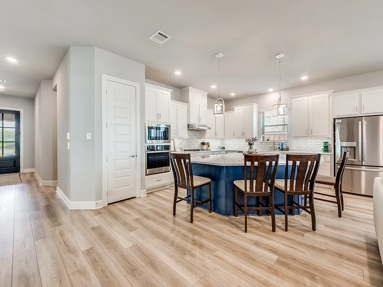 2703 Trinity Ridge St — Photo 9