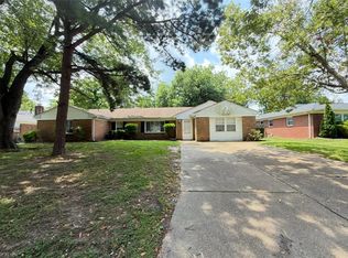 5309 S Palmyra Dr, Virginia Beach, VA 23462