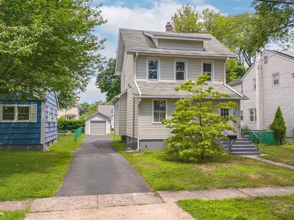 718 Front St, Dunellen, NJ 08812