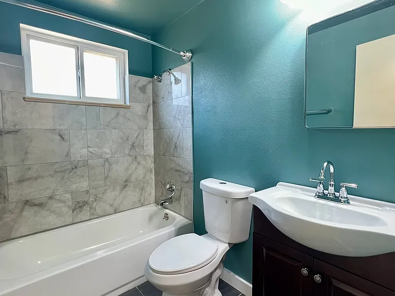 3895 Parfet St — Photo 5