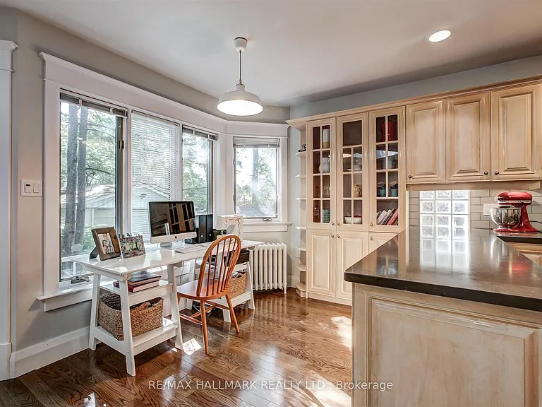 69 Normandy Blvd — Photo 10