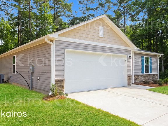2nd image of 717 Windy Woods Ct SE