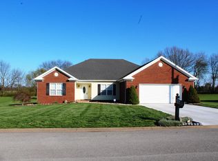 181 Shadowood Trl, Hopkinsville, KY 42240