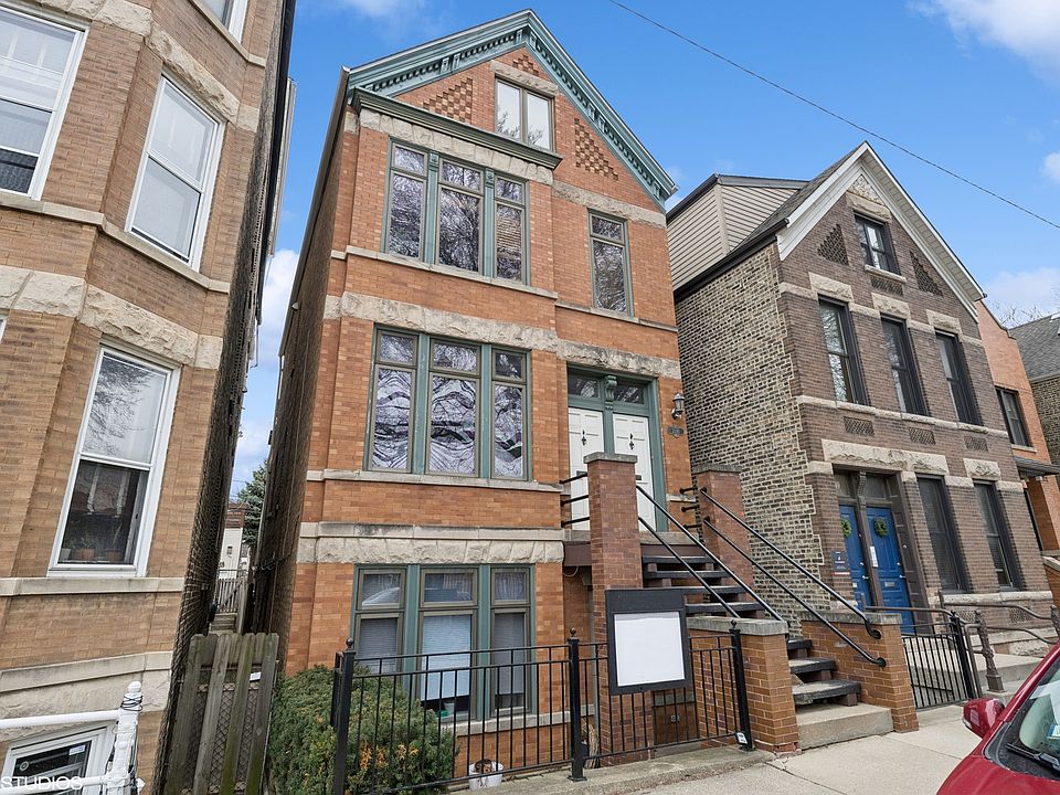 1st image of 2141 N Oakley Ave #2
