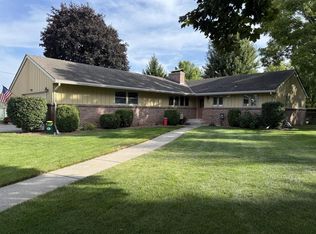1622 Ruger Ave, Janesville, WI 53545
