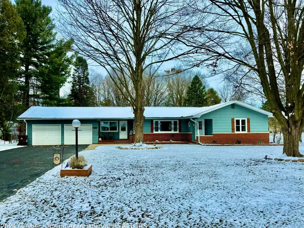 532 W Stoddard St, Charlotte, MI 48813