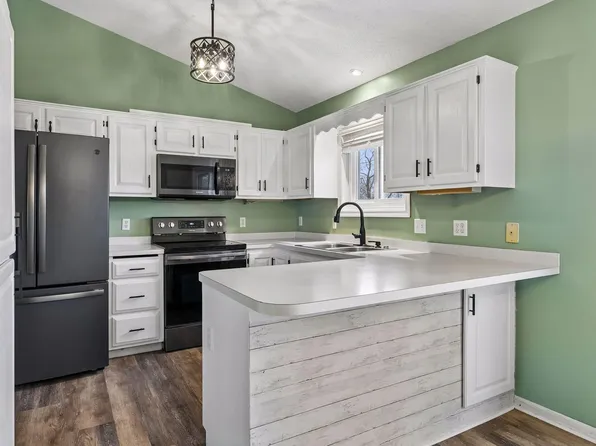 17194 Toronto Ave SE, Prior Lake, MN 55372