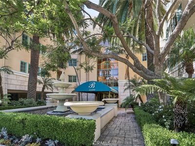 11500 San Vicente Blvd APT 214, Los Angeles, CA, 90049