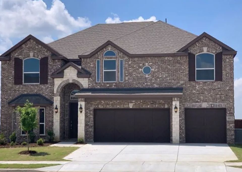 1st image of 6012 Oakmere Ln