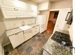 3885 Manor St, Philadelphia, PA 19128