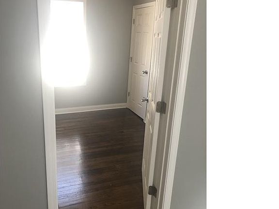 5th image of 7749 S Aberdeen St