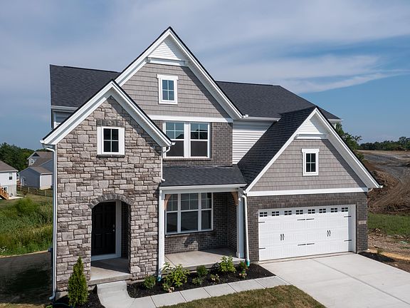 3rd image of 432 Champagne Ln