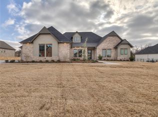 2060 Ladera Ln, Edmond, OK 73034