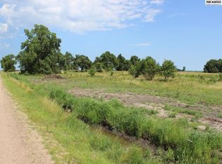 867 Eisenhower Rd, McPherson, KS 67460