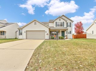 815 Trailway Dr, Champaign, IL
