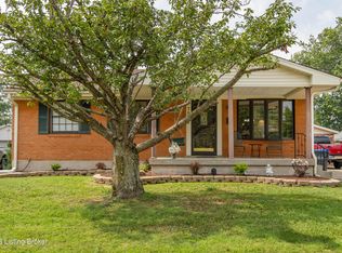 7904 Conifer Dr, Louisville, KY 40258