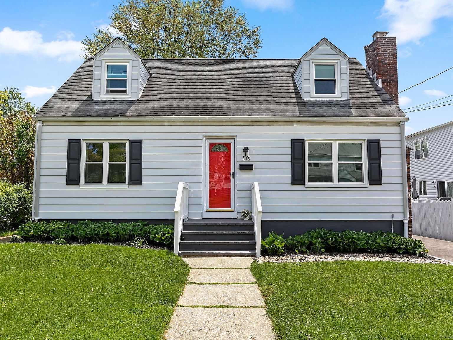 219 Roseville Terrace, Fairfield, CT 06824 | Zillow