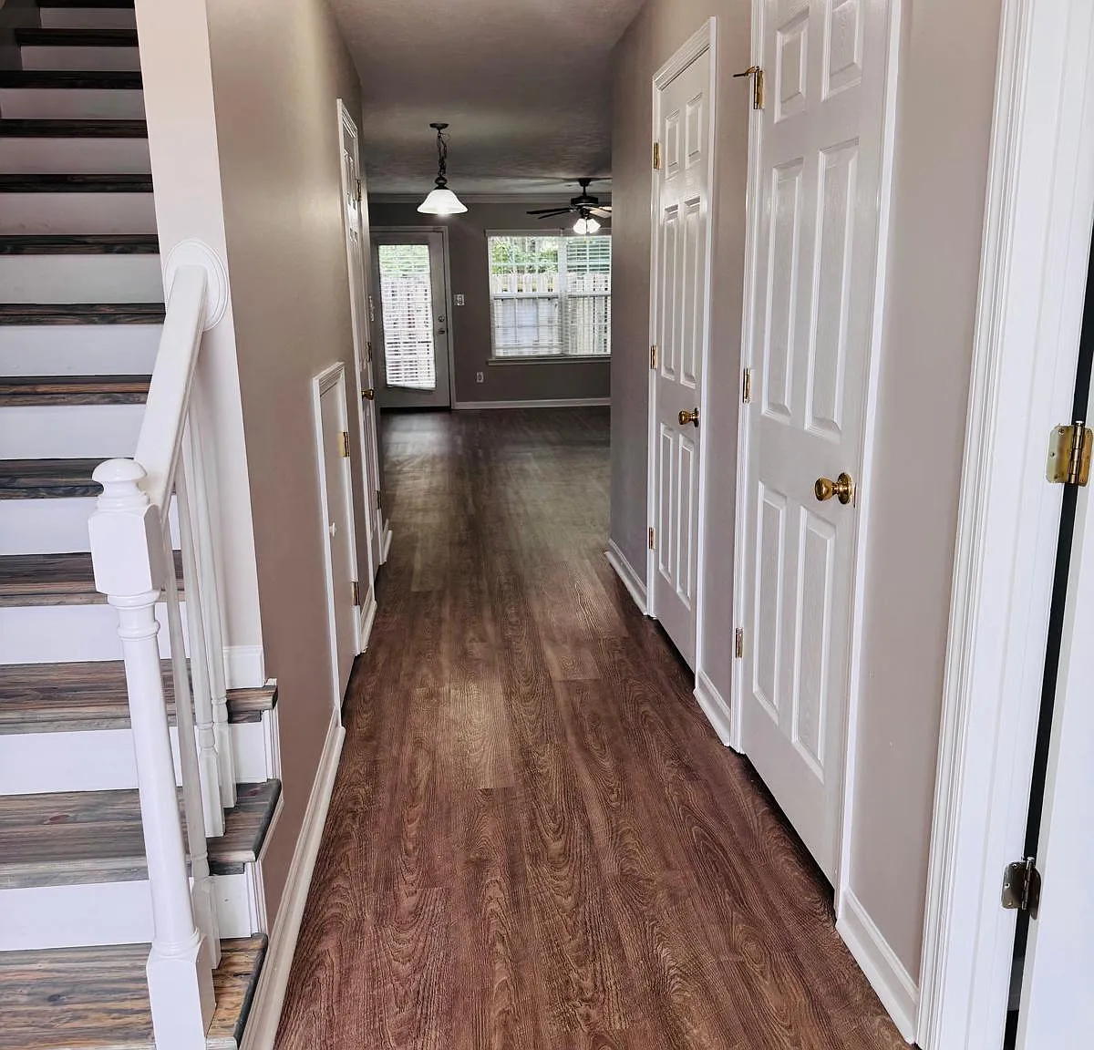 3 bed, 2.5 bath, 1974 sqft, $1,800 — Photo 3