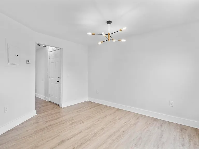 30 Anthony St #A — Photo 14