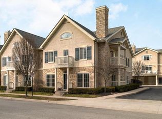 1774 Ridgecliff Rd, Upper Arlington, OH 43221