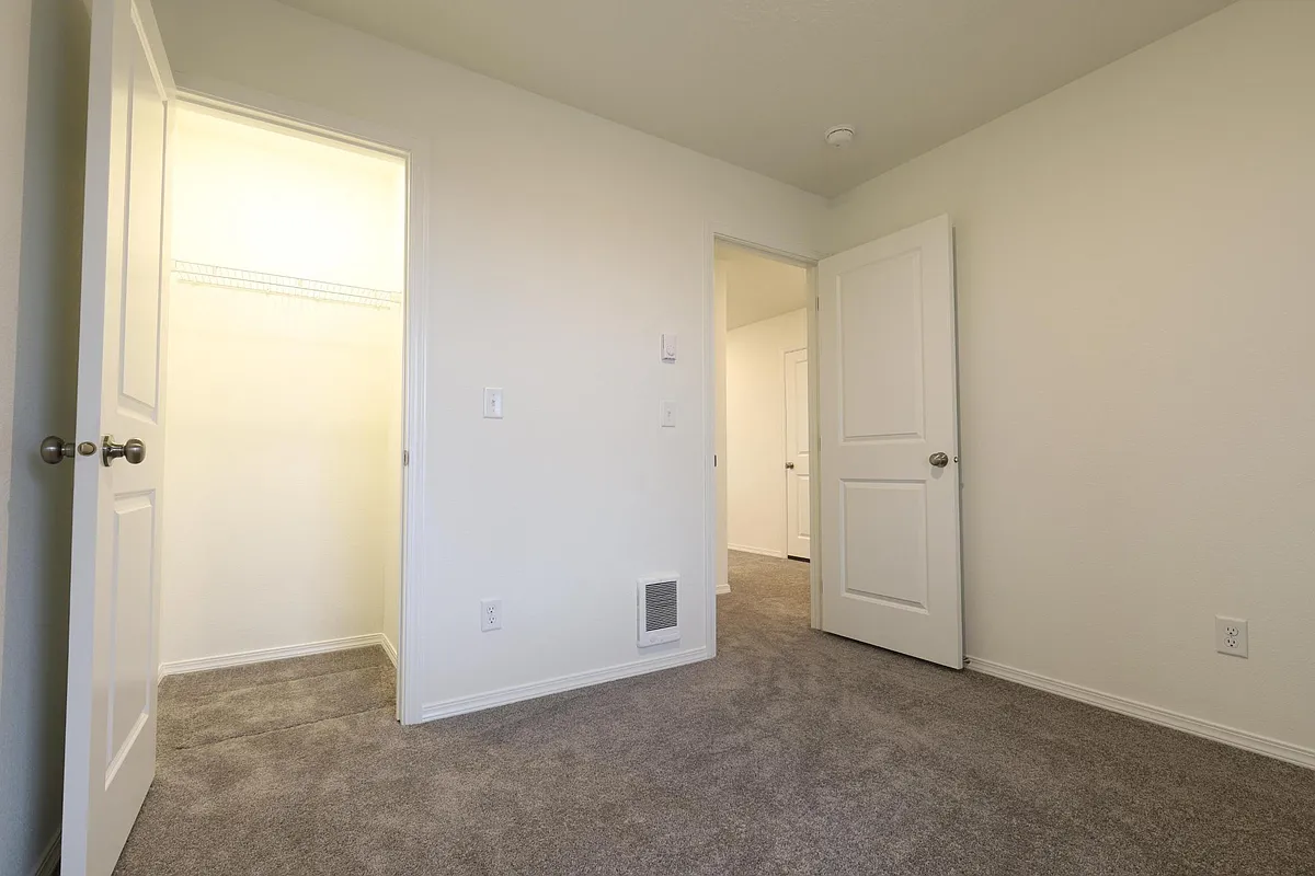 Building Photo - 922 Steptoe View Ln