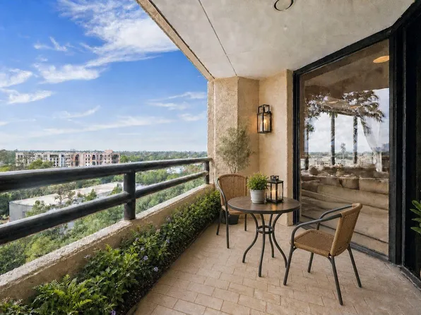 101 Westcott St Unit 905, Houston, TX 77007