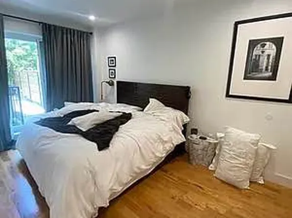 157 Lexington Avenue image 11 of 15