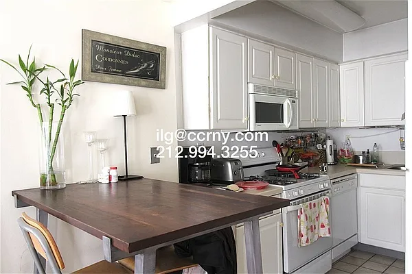 Rented by City Connections Realty | media 11