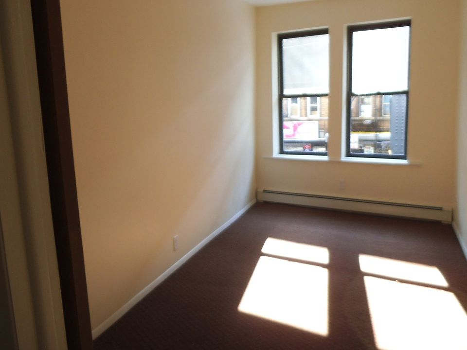 1st image of 11605 Liberty Ave