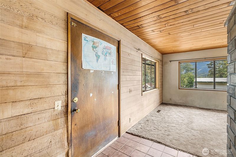 4th image of 7222 Siedel Place