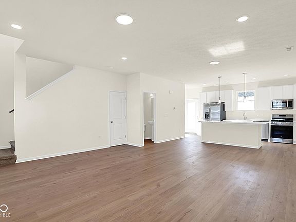 7th image of this home