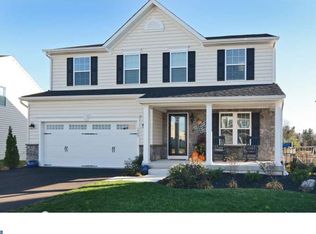 1905 Alamingo Dr, Quakertown, PA 18951