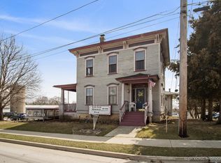 335 W Lincoln Ave, Hinckley, IL