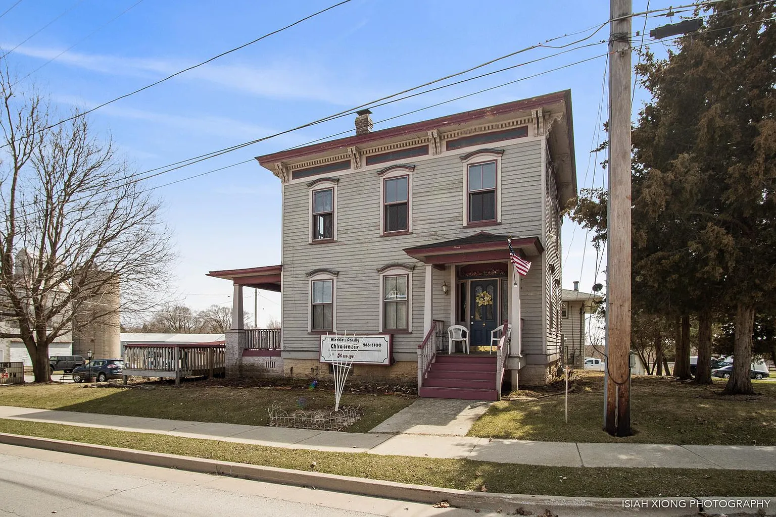 335 W Lincoln Ave photo 1