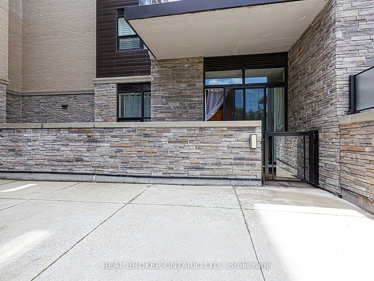 1575 Lakeshore Rd W #161 — Photo 23