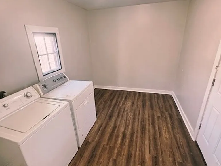 614 Neland Ave SE — Photo 9