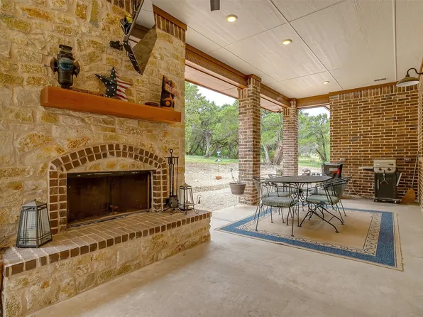 8028 Leven Links St, Cleburne, TX 76033