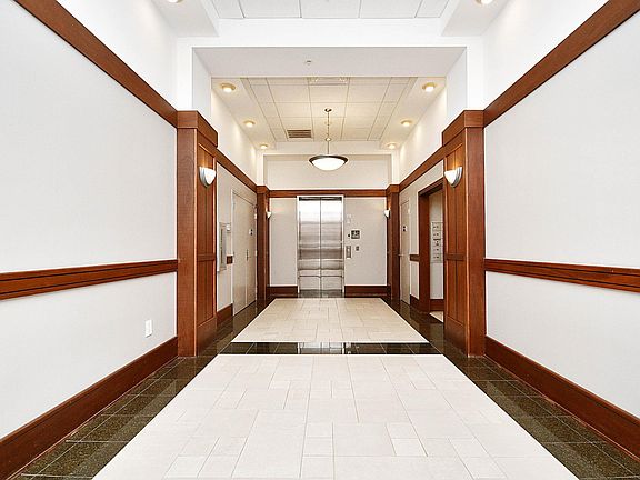 5th image of 111 E McBee Ave Unit 306