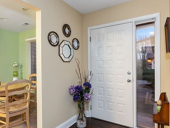 2nd image of 1165 Deerfield Pl