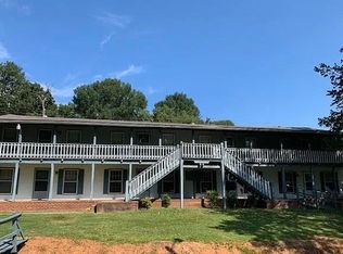 Willow Creek Apartments (207 Audubon Dr), Danville, VA 24540