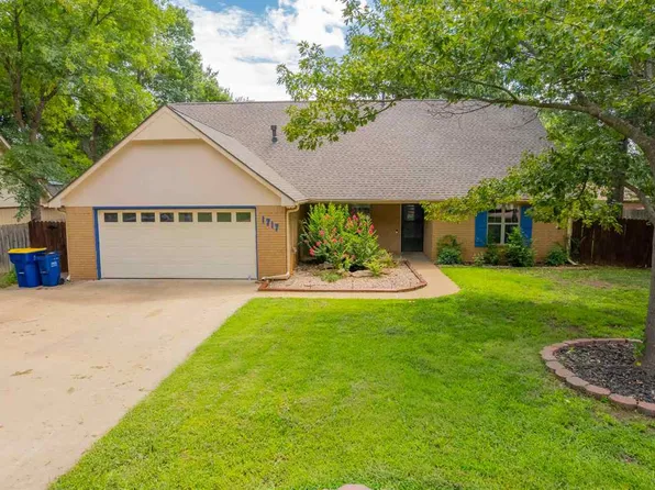 1717 S Fairfield Dr, Stillwater, OK 74074