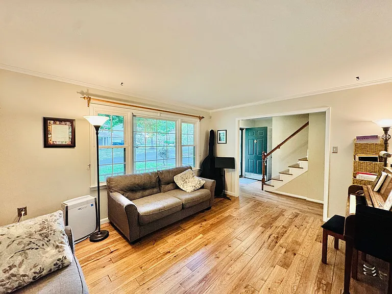 12525 Hedges Run Dr — Photo 17