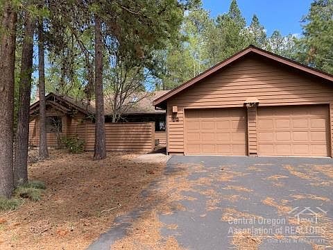 1st image of 57630 Hart Mountain Ln